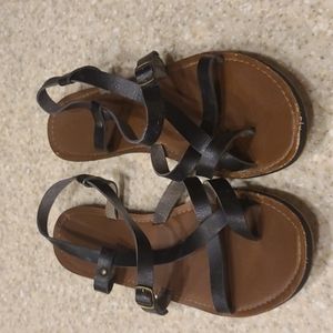 Black Leather Sandals Gently Used size 9. 5